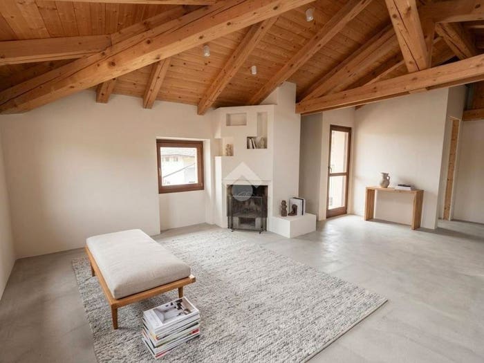 Casa con 6 locali in vendita in Via Roma, Albiano