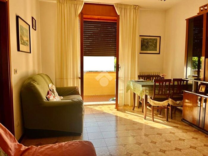 Appartamento trilocale in vendita in Via Vismara, Cattabrighe Vismara, Pesaro