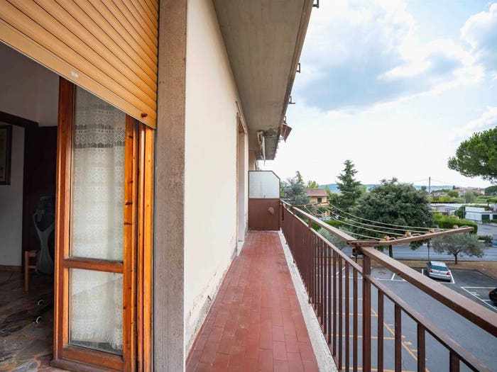 Appartamento quadrilocale in vendita in Via Martiri, Torricella, Campi Bisenzio