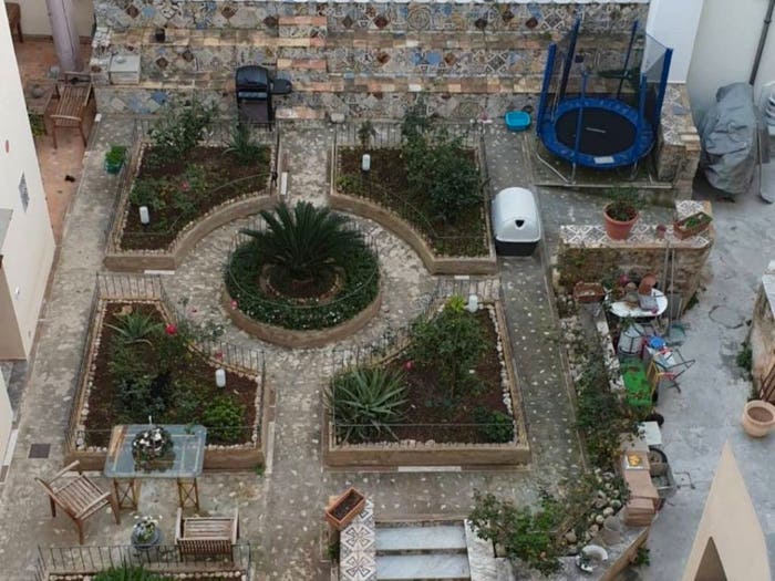 Appartamento con 6 locali in vendita in Via Vittorio Emanuele, Cassaro, Palermo