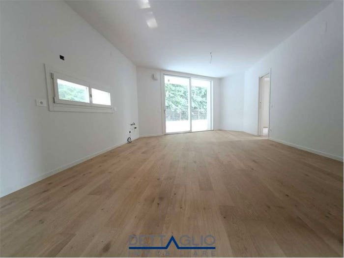 Appartamento quadrilocale in vendita in Via della Vittoria, Mirano Paese, Mirano