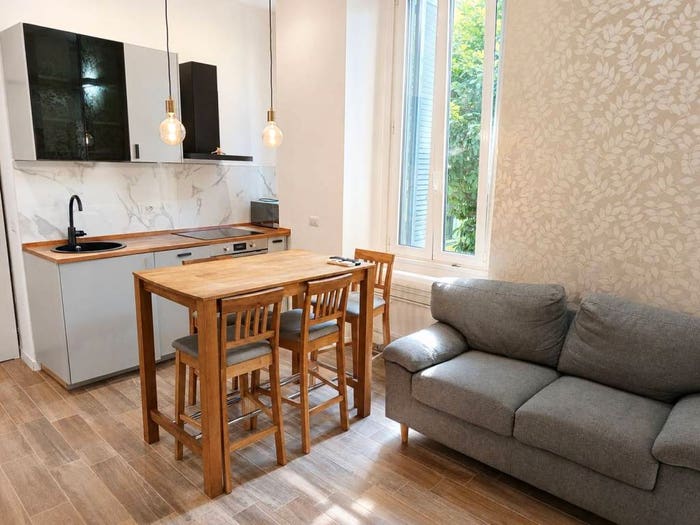 Appartamento trilocale in vendita in Viale Tibaldi, Corso San Gottardo, Milano
