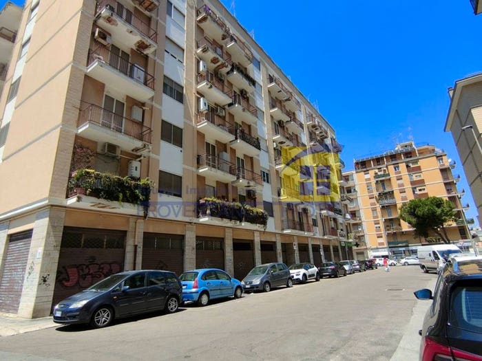 Appartamento quadrilocale in vendita in Viale Risorgimento, Commenda, Brindisi