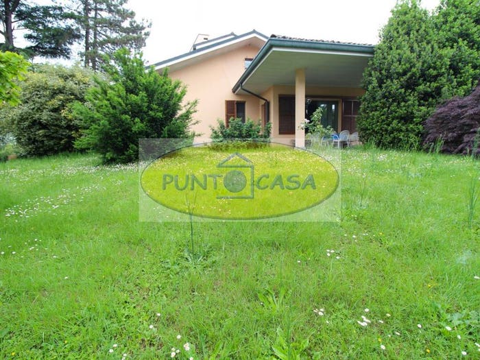 Casa con 6 locali in vendita in Piazza Mercato, Centro, Borghetto Lodigiano