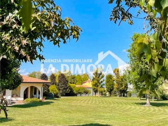 Casa con 6 locali in vendita in Centro, Cimadolmo