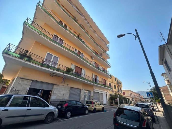 Appartamento quadrilocale in vendita in Viale della Repubblica, Centro, San Felice a Cancello