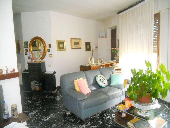 Casa con 6 locali in vendita in Colombiera Molicciara, Castelnuovo Magra