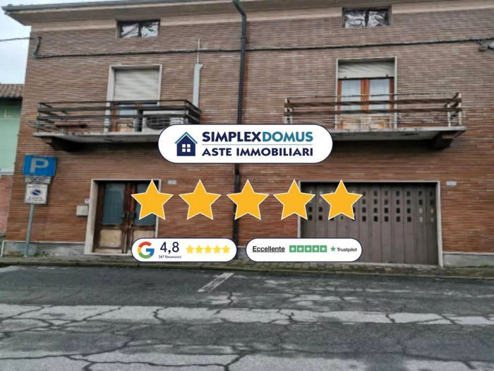 Casa con 6 locali in vendita in Via Vittorio Emanuele, San Nazzaro Sesia