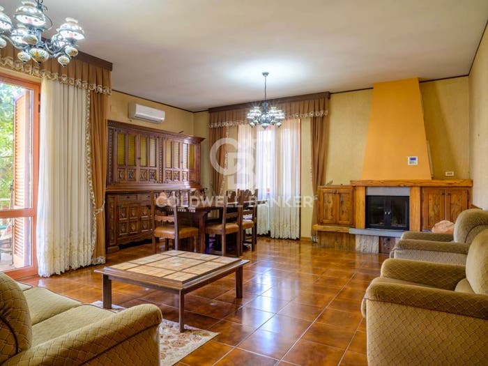 Casa con 6 locali in vendita in Via Castel d' Alfiolo, Stazione Di Padule, Gubbio