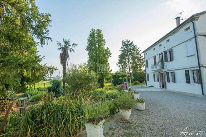 Appartamento in vendita in Via Panaria Est, Camposanto