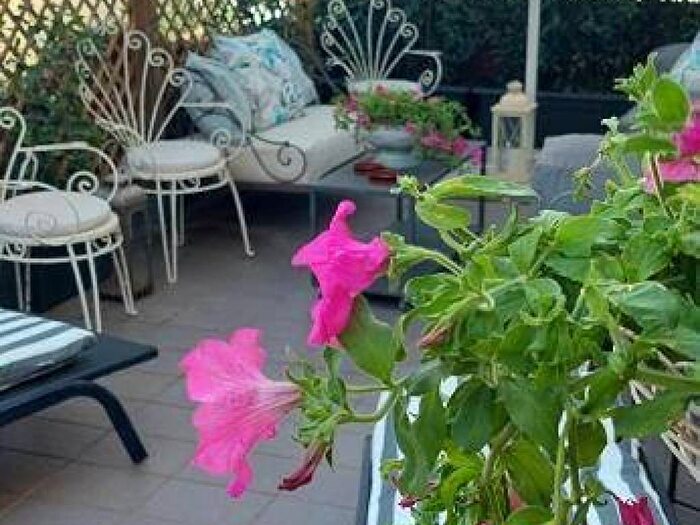 Casa con 6 locali in vendita in via leopardi, Centro, Viareggio