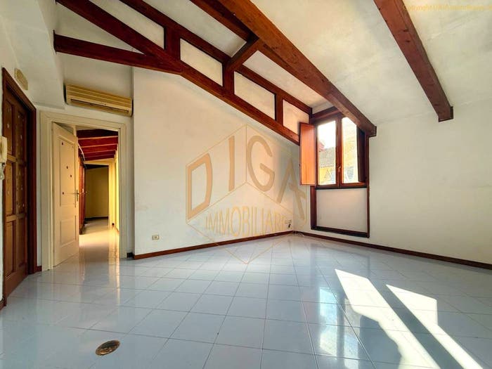 Casa trilocale in vendita in Via Cappuccini, Centro, Sant'Agnello