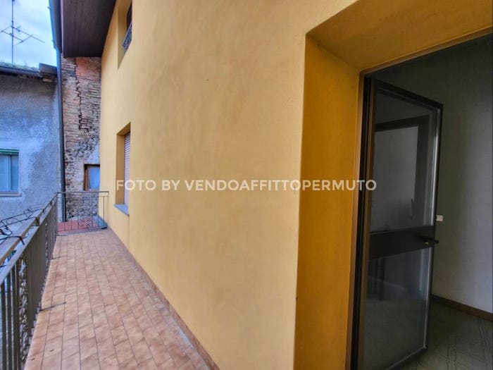 Casa trilocale in vendita in VIA ANTONIO TADINI, Centro, Romano di Lombardia