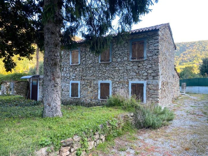 Casa quadrilocale in vendita in Via Antonio Canova, Galzignano Terme