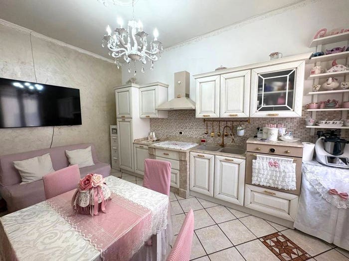 Appartamento bilocale in vendita in Via Filippo Maria Briganti, Capodichino, Napoli