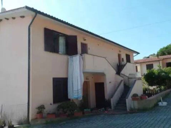 Appartamento trilocale in vendita in Via Del Volterraio, Rio Nell'Elba, Rio