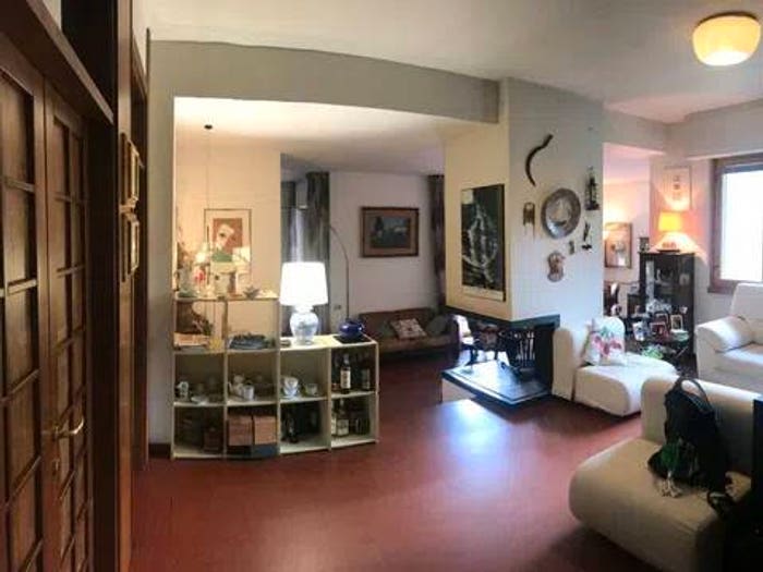 Casa con 6 locali in vendita in Tavarnuzze, Impruneta