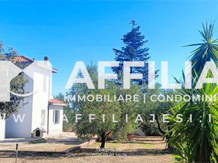 Casa con 6 locali in vendita in VIA PUZZO, Belvedere Ostrense