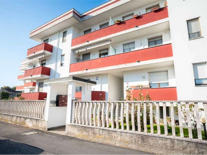 Appartamento trilocale in vendita in VIA DONIZZETTI, Centro, Trecate