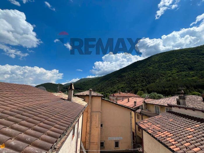 Casa trilocale in vendita in VIA SANNITA, Villetta Barrea
