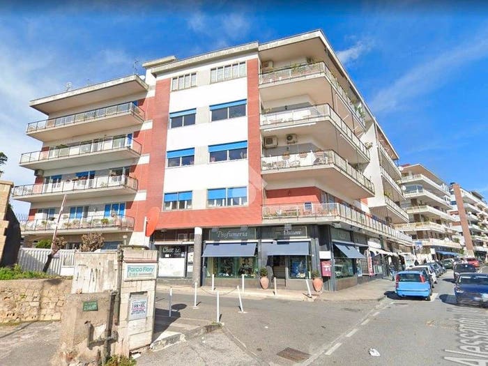 Appartamento con 6 locali in vendita in Via Alessandro Manzoni, Posillipo, Napoli