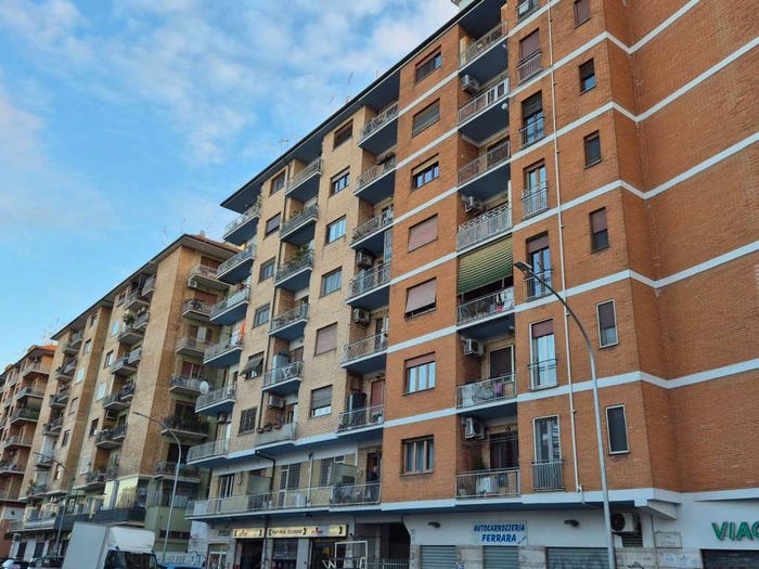 Appartamento trilocale in vendita in Via Livia Drusilla, Cinecittà, Roma