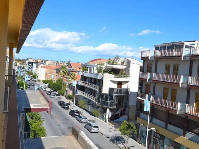 Appartamento quadrilocale in vendita in Viale Principe Umberto No Number, Centro, Caltagirone