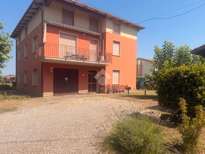 Casa con 6 locali in vendita in Via riccardina, Mezzolara, Budrio