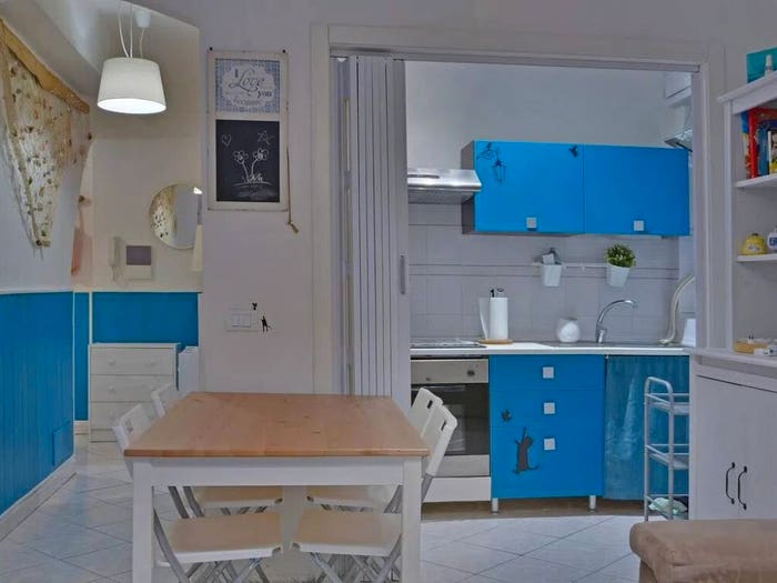 Appartamento bilocale in vendita in Via Del Faro, Laigueglia