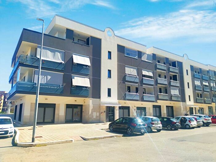 Casa trilocale in vendita in Via Jean Marie Pardessus, Trani