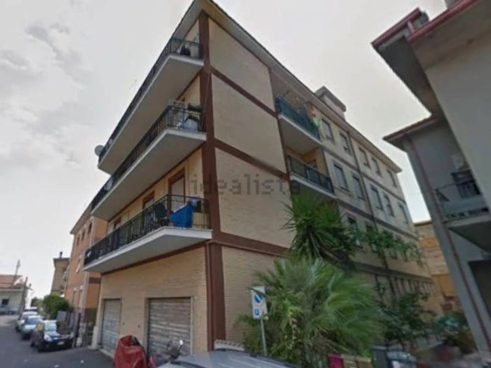 Appartamento con 6 locali in vendita in Via Aniene, Centro, Guidonia Montecelio
