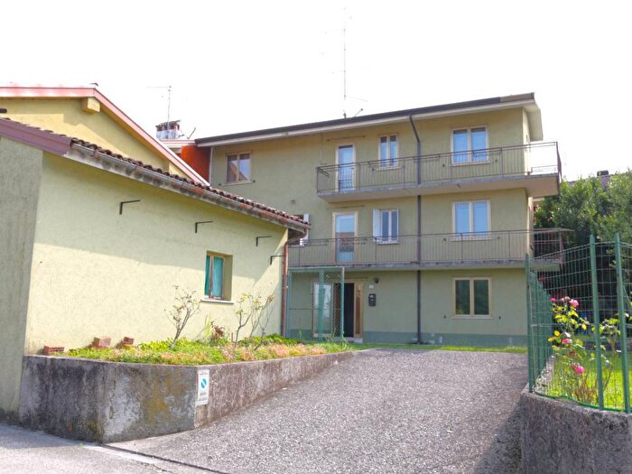Casa con 6 locali in vendita in Bueriis, Magnano in Riviera