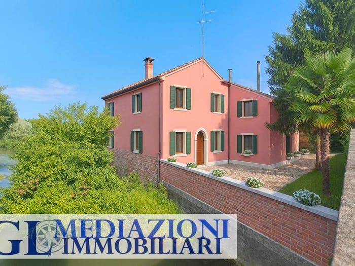 Casa con 6 locali in vendita in Via Roma, Badoere, Morgano