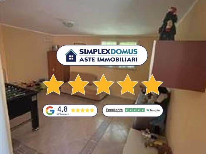 Casa con 6 locali in vendita in Via Tanaro, Piossasco