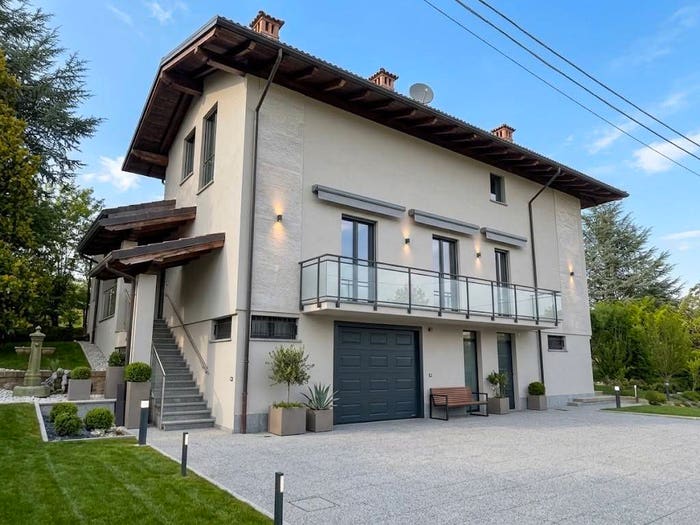 Casa con 6 locali in vendita in Via Guglielmo Marconi, Centro, Lesegno
