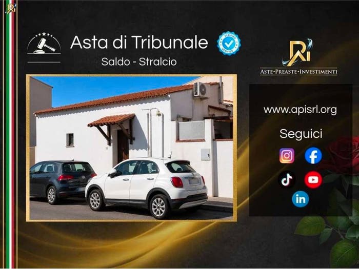 Appartamento trilocale in vendita in Via Calabria, Santa Maria, Olbia