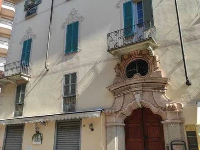 Appartamento con 6 locali in vendita in Via Giuseppe Garibaldi, Centro, Acqui Terme