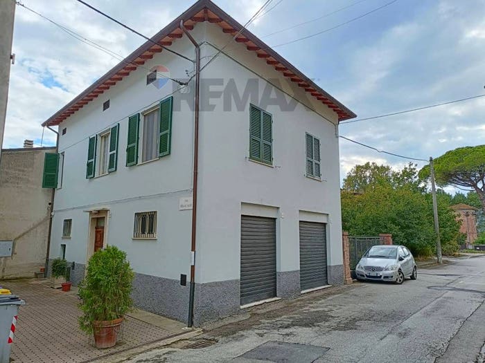 Casa con 5 locali in vendita in Via Della Falce, Mugnano, Perugia