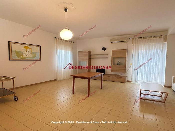 Appartamento trilocale in vendita in Via Nino Bixio, Semicentro, Alcamo