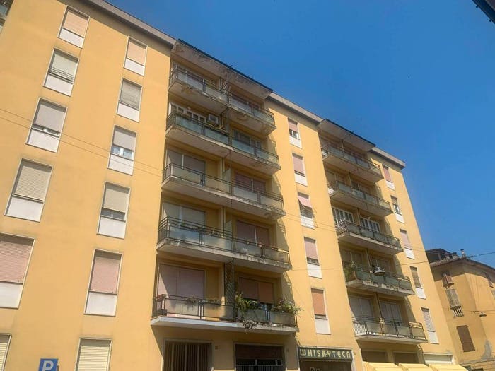Appartamento trilocale in vendita in Piazza Gerolamo Vida, Centro, Cremona