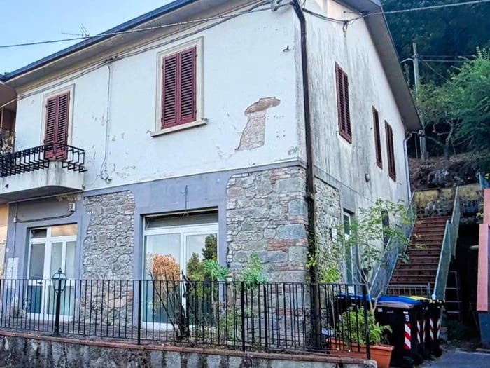 Casa con 6 locali in vendita in MontecatiniTerme