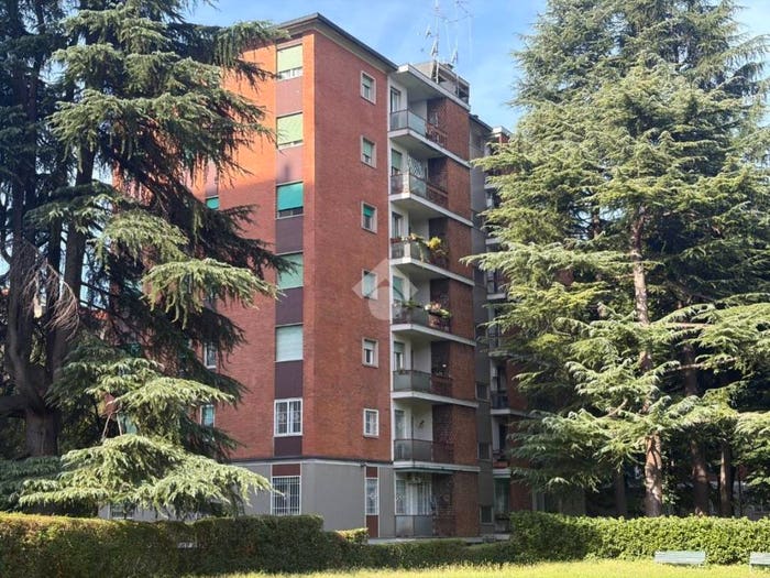 Appartamento trilocale in vendita in Via Delle Ande, Gallaratese, Milano