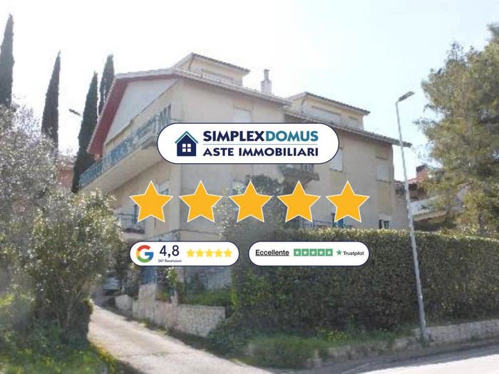 Appartamento con 6 locali in vendita in Pompeiana, Centro, Fermo