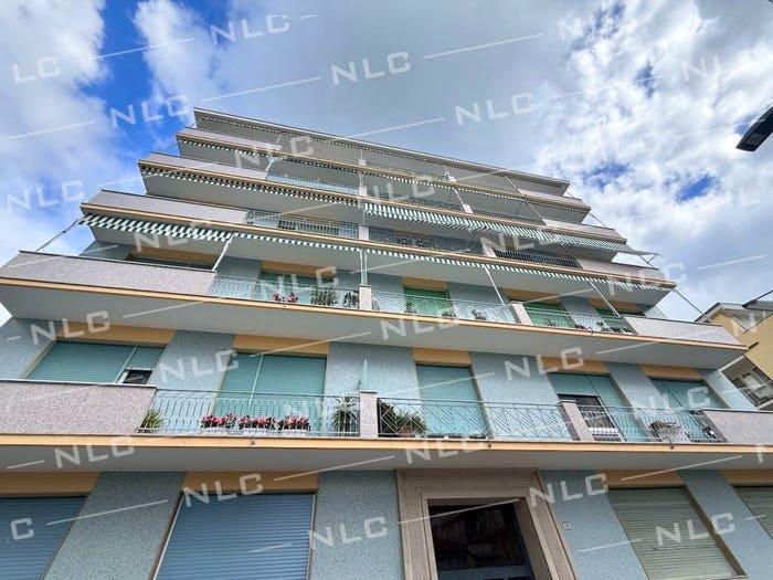 Appartamento quadrilocale in vendita in Via Giacomo Matteotti, Centro, Lavagna