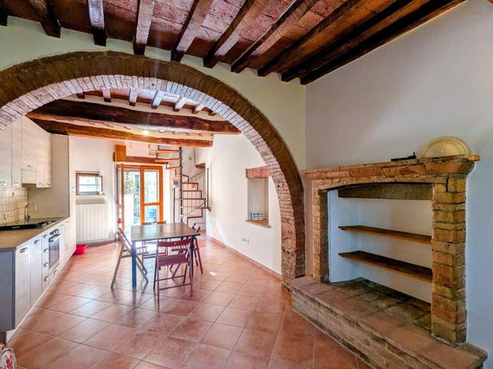 Appartamento quadrilocale in vendita in Via dei Canottieri, San Feliciano, Magione