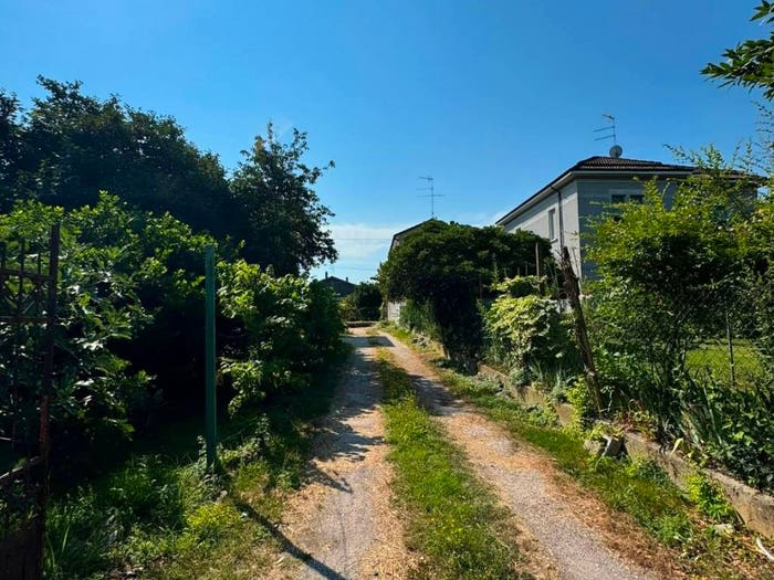 Casa con 6 locali in vendita in Dosso del Corso Chiesanuova, Mantova
