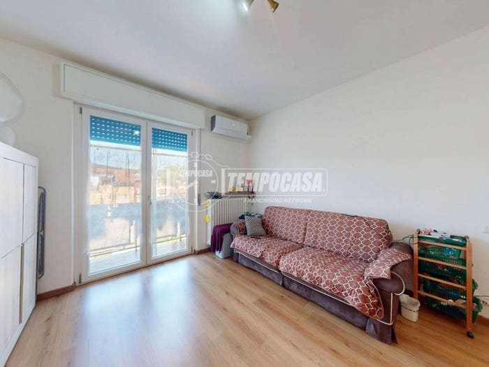 Appartamento bilocale in vendita in Via Ogliari, Centro, Malnate