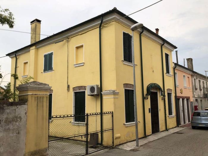 Casa in vendita in BELLOMBRA Str S Giacomo, Adria