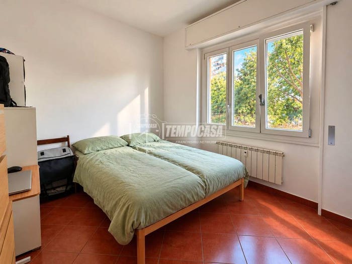 Appartamento con 5 locali in vendita in Via Borzoli, Sestri Ponente, Genova