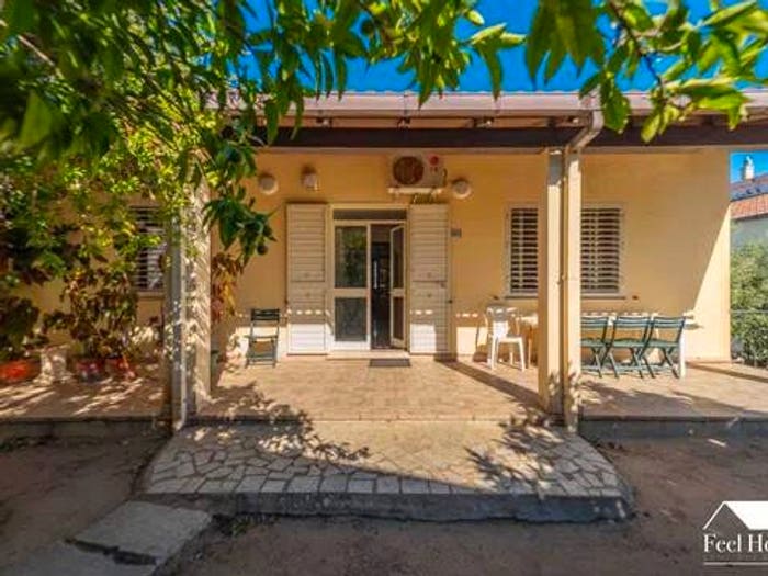 Casa quadrilocale in vendita in Strada Senza Nome, Castello Pedres, Olbia